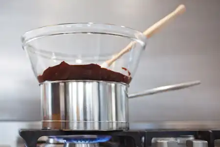 Como fazer banho-maria - Panelinha