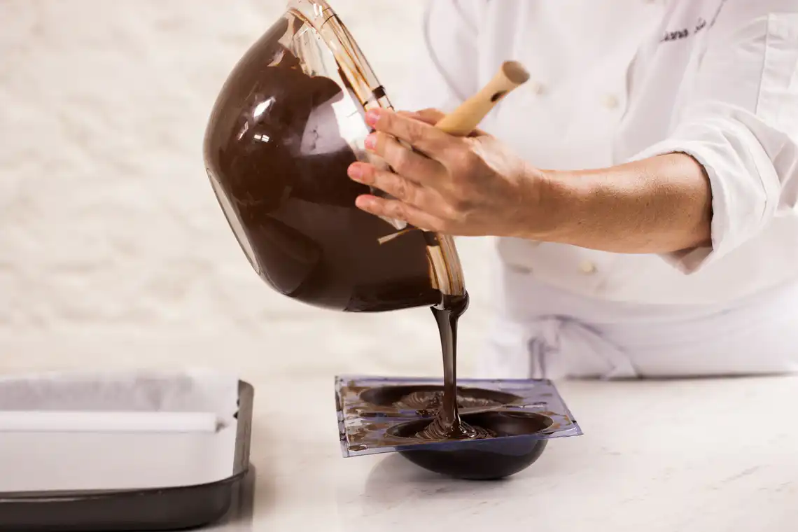 Como temperar chocolate pra temperar ovo de Páscoa