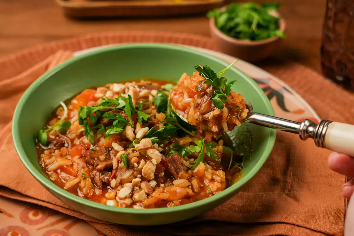 Arroz caldoso com ragu