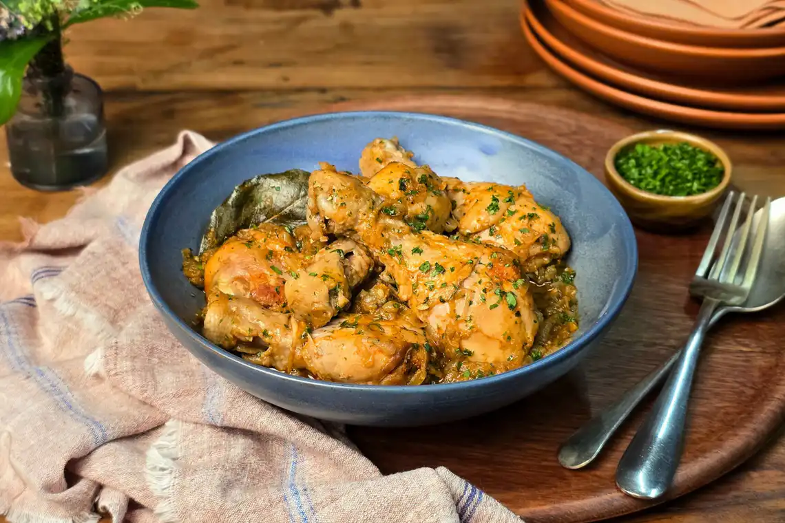 Coxa de frango prática na panela de pressão elétrica