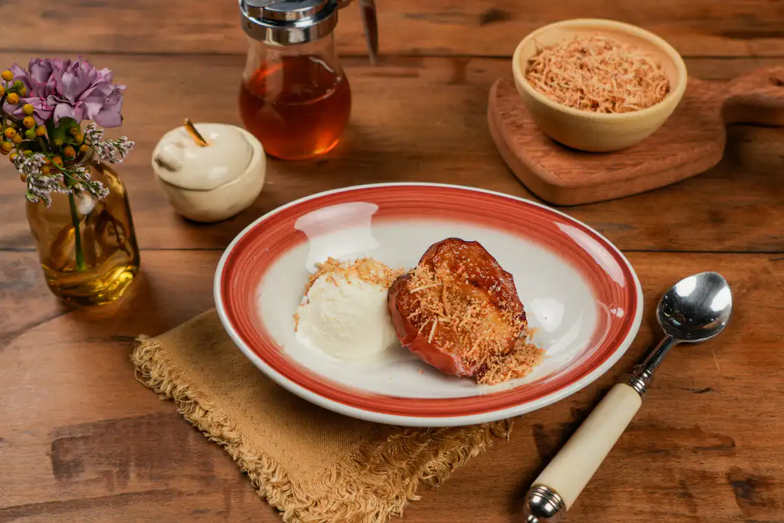 Maçã assada na Air Fryer da Rita Lobo