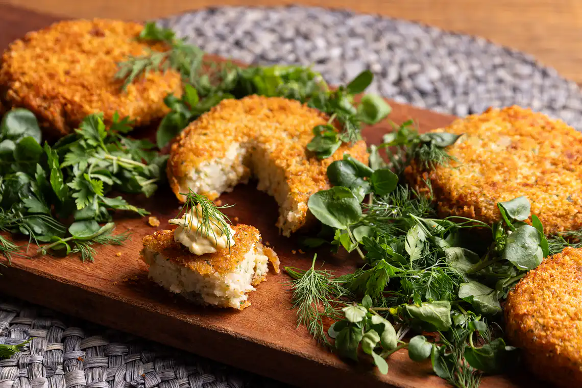 Bolinho de peixe com batata (reaproveitamento)