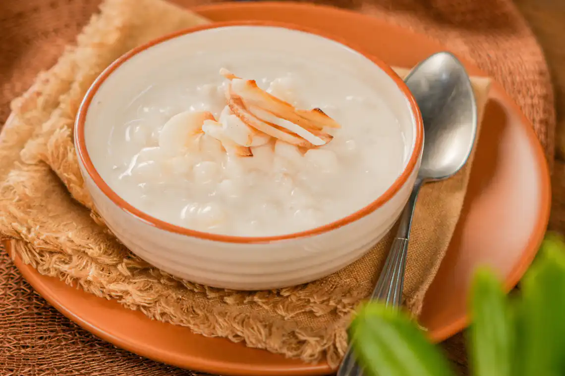canjica + fitas de coco