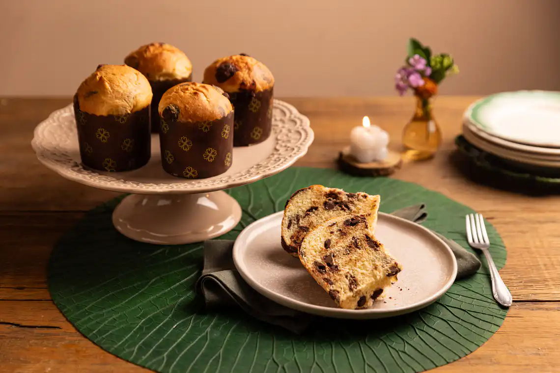 Minipanetone com gotas de chocolate na Air Fryer da Rita Lobo