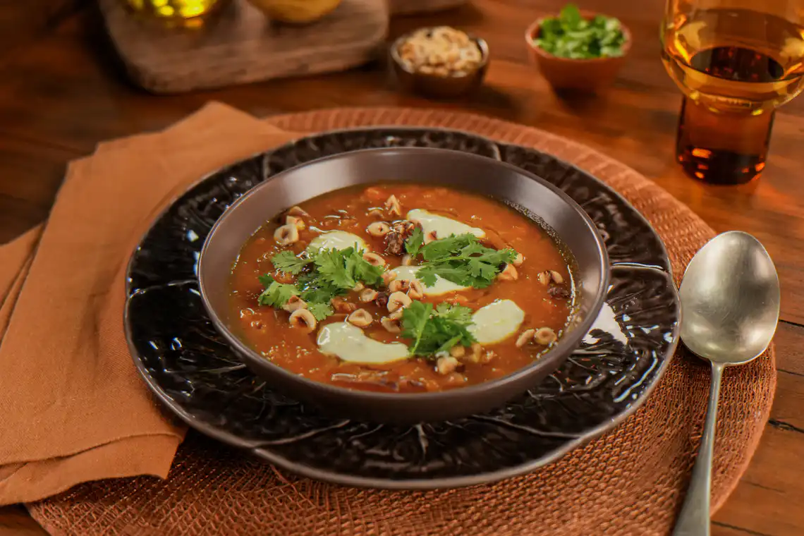 Sopa de abóbora com cenoura e repolho na panela de pressão elétrica