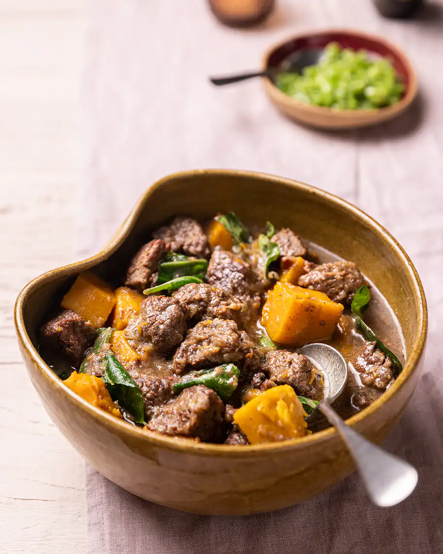 RECEITA: ENSOPADO DE CARNE COM ABÓBORA E COUVE